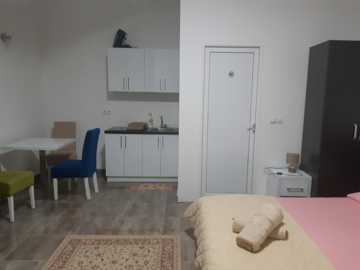 Zara Apartments Ulcinj Eksteriør billede